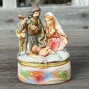 Vintage Porcelain Nativity Hinge Trinket Box – Mary, Joseph & Baby Jesus